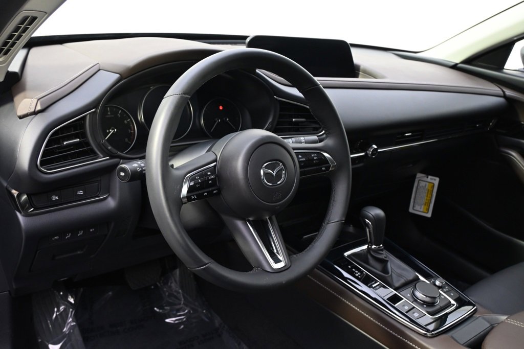 Certified 2025 MAZDA CX-30 AWD 2.5 S w/ Premium Package image 11