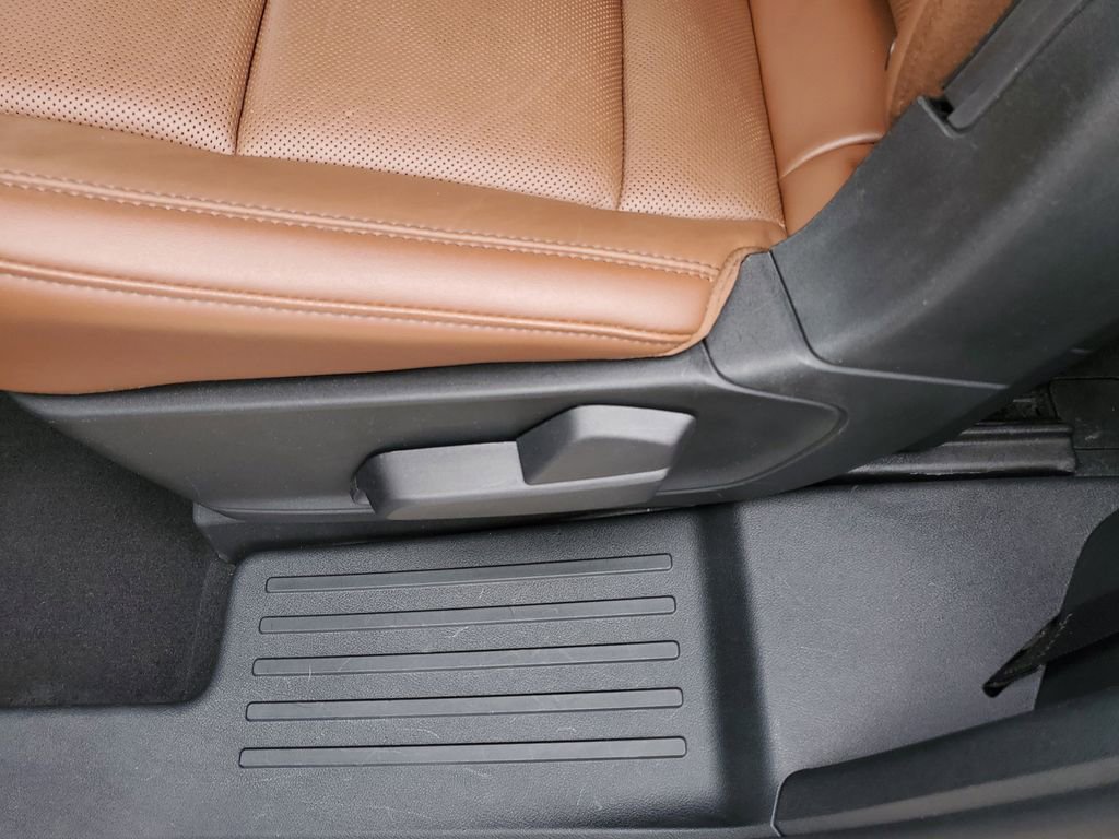 Used 2024 Lincoln Aviator Reserve w/ Equipment Group 201A image 13