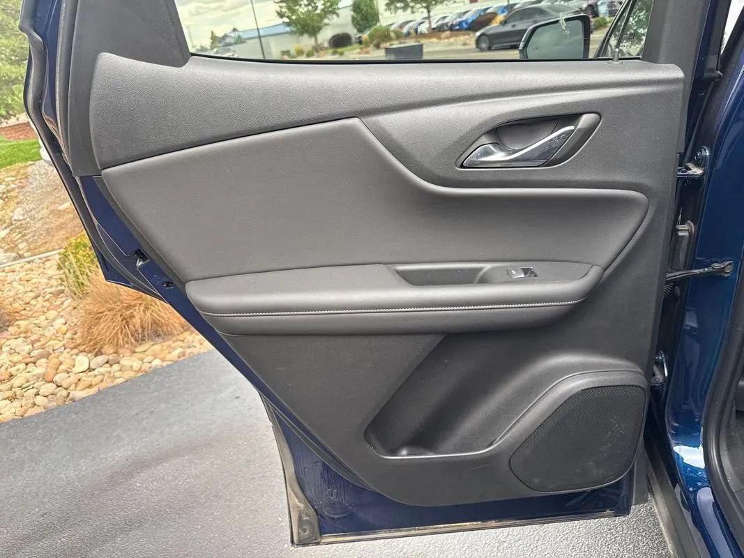 Used 2023 Chevrolet Blazer Premier AWD/4WD image 39