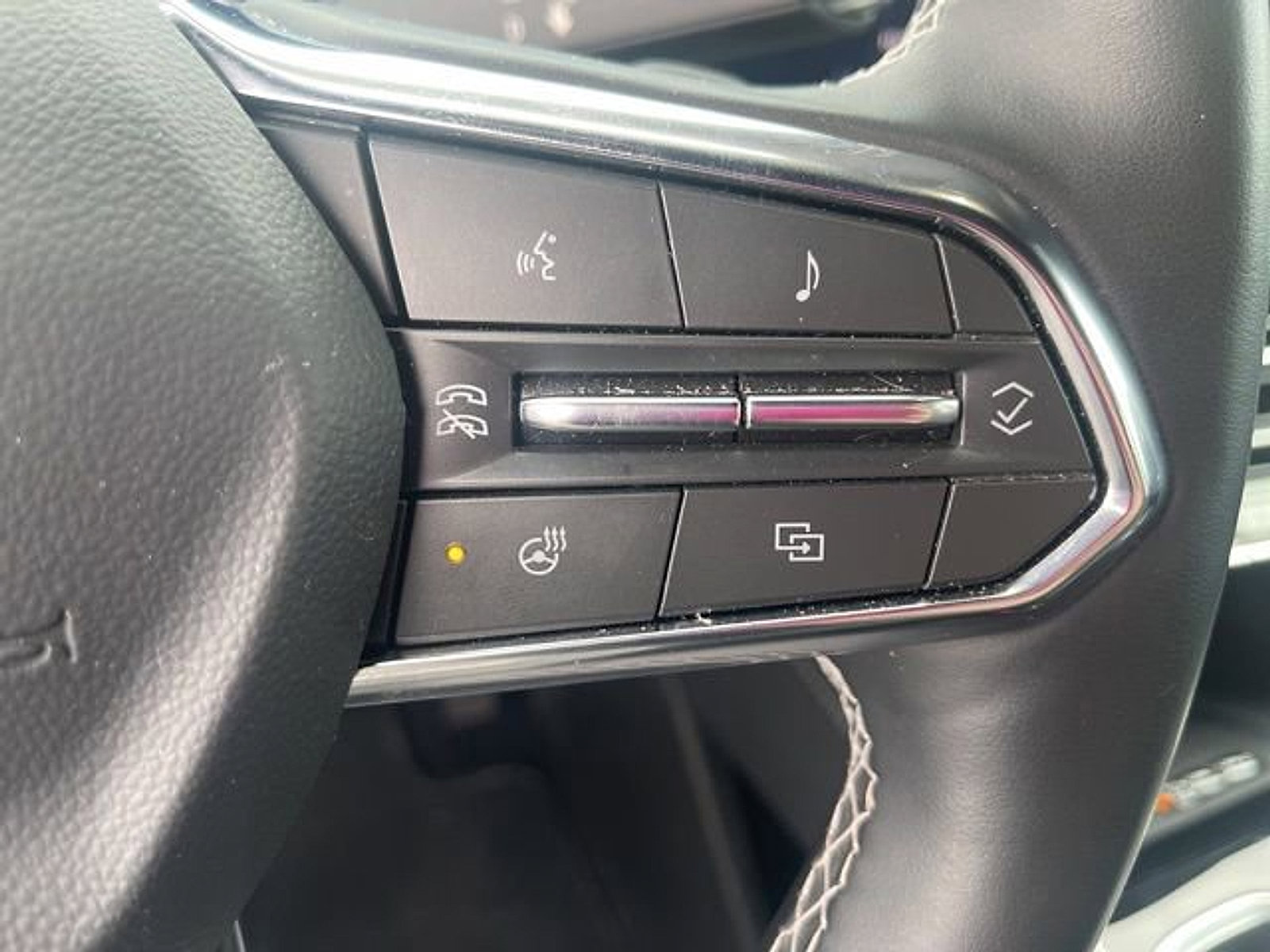 Certified 2025 Chevrolet Traverse LT image 13