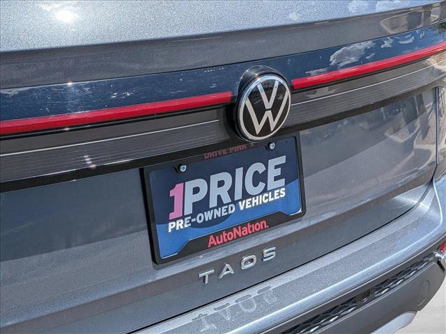 Used 2026 Volkswagen Taos SE FWD image 30
