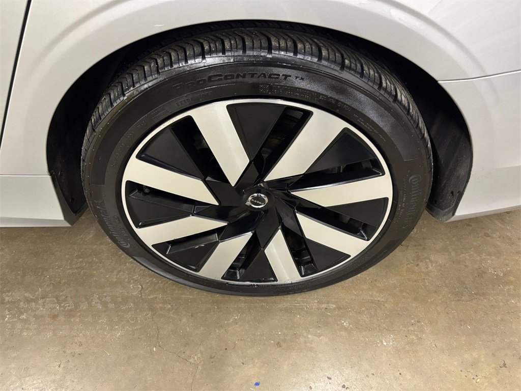 Certified 2024 Volvo S90 T8 Ultimate image 35