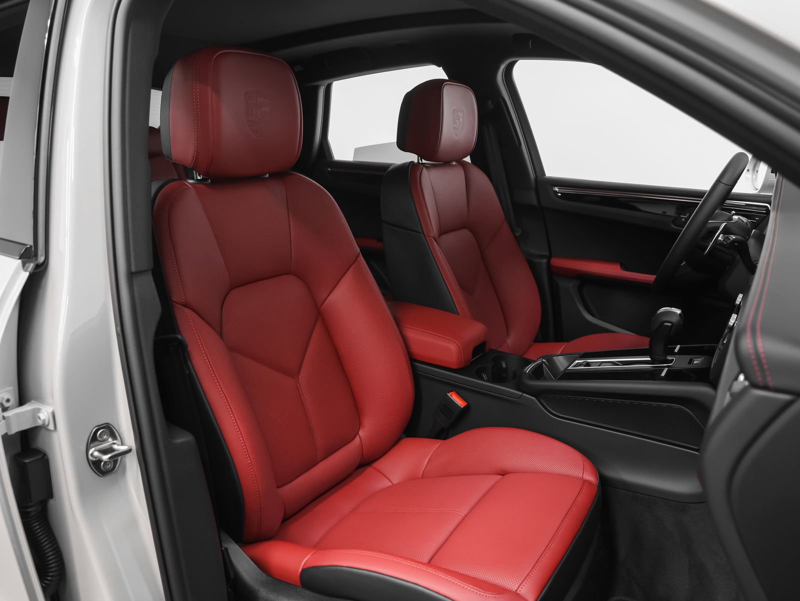 New 2026 Porsche Macan image 21