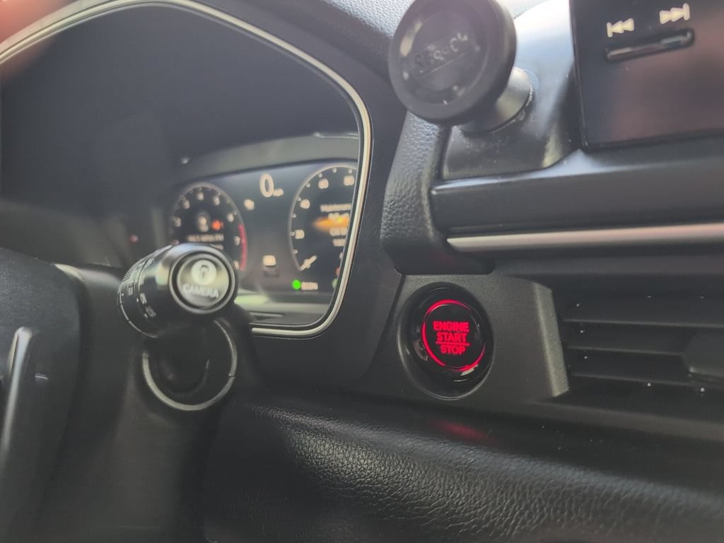 Used 2025 Honda Pilot Elite image 18