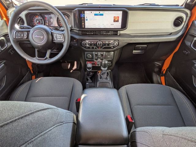 Certified 2025 Jeep Wrangler Willys image 22