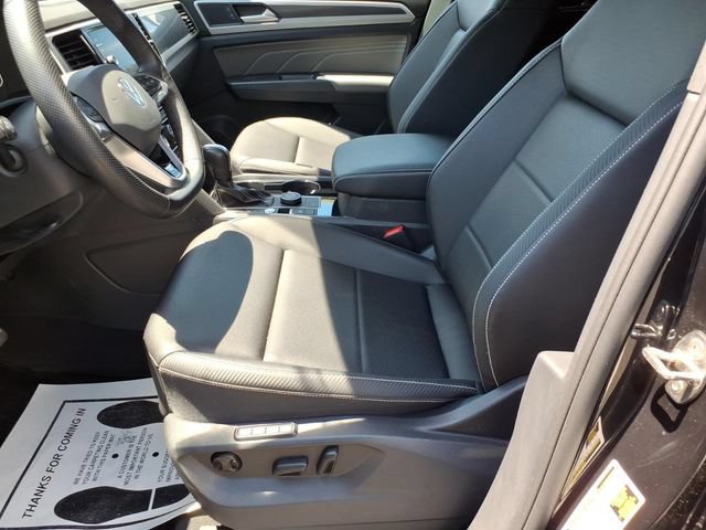 Used 2023 Volkswagen Atlas Cross Sport SEL R-Line AWD/4WD image 13
