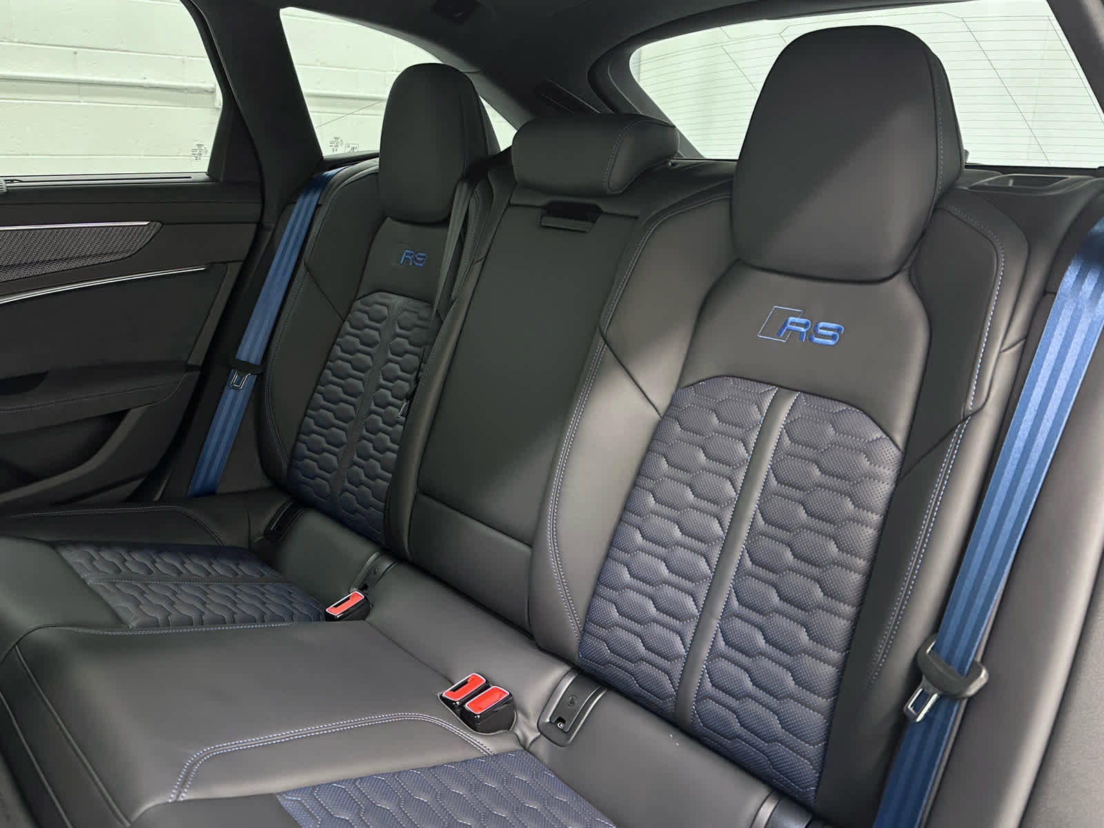 Used 2025 Audi RS 6 performance image 16