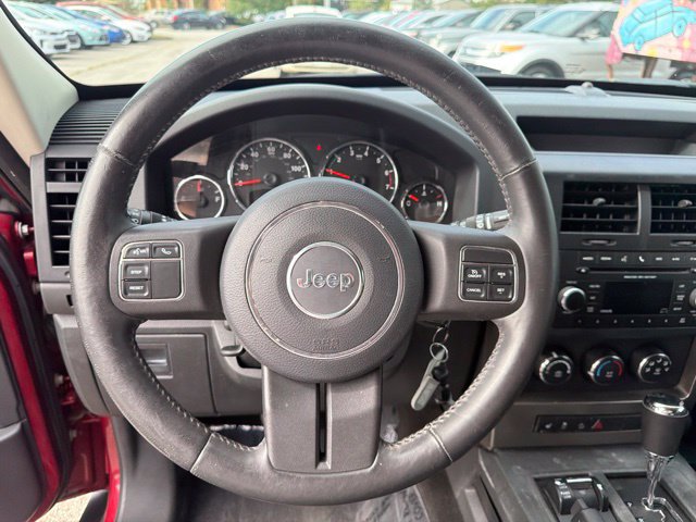 Used 2012 Jeep Liberty Sport AWD/4WD image 10