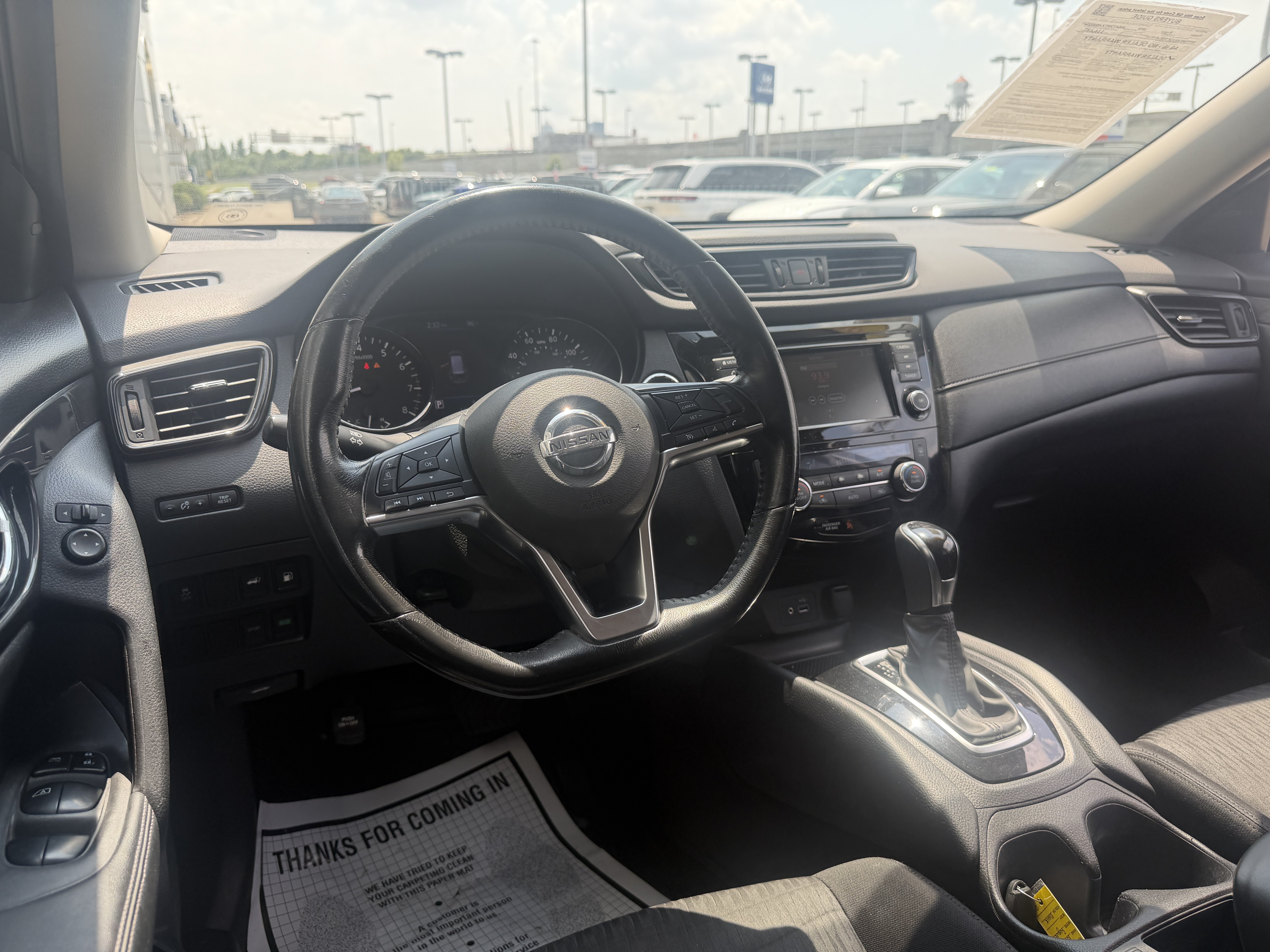Used 2018 Nissan Rogue SV FWD image 28