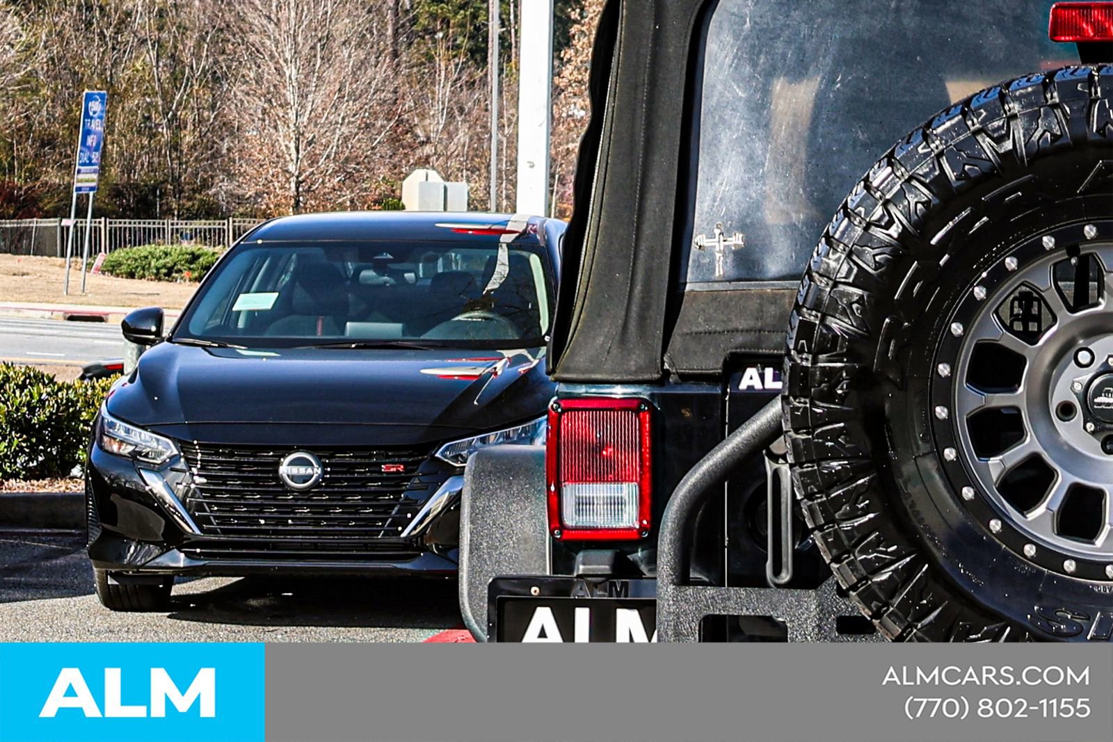 Used 2016 Jeep Wrangler Unlimited Sahara w/ Connectivity Group image 14