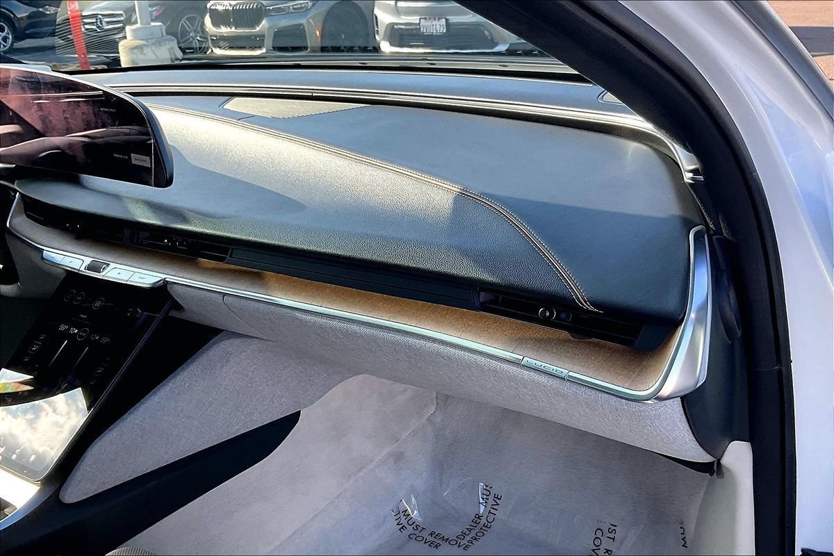Used 2024 Lucid Air Touring AWD/4WD image 17