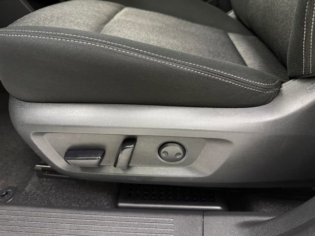 Used 2024 Nissan Rogue SV FWD image 28