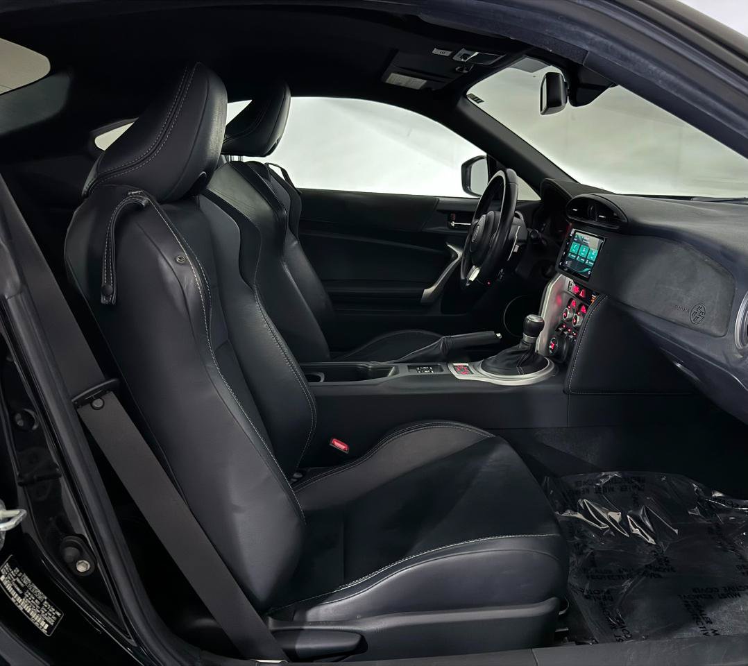 Used 2020 Toyota 86 RWD image 23