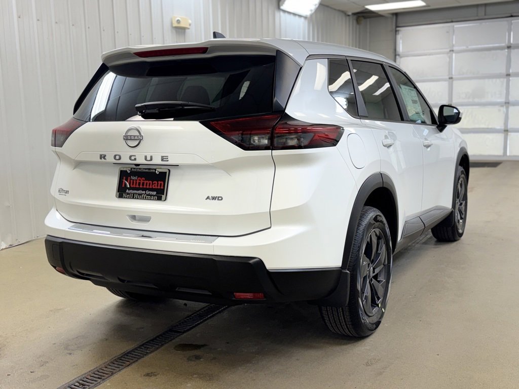 New 2026 Nissan Rogue SV image 5