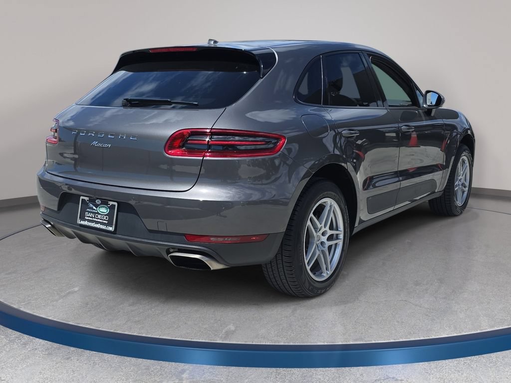 Used 2018 Porsche Macan AWD/4WD image 6