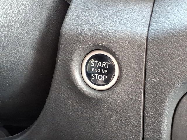 Used 2024 Nissan Frontier SV w/ SV Convenience Package image 8