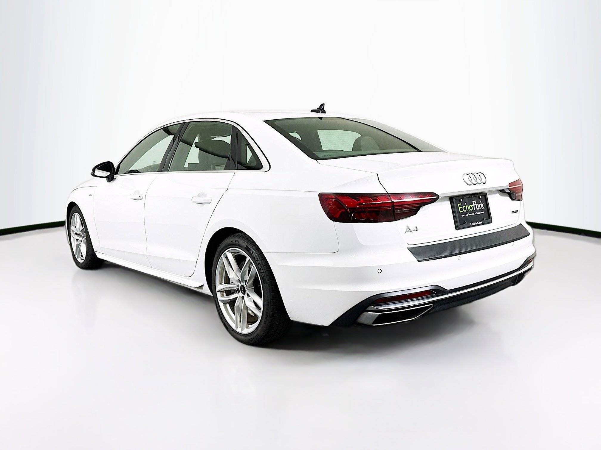 Used 2023 Audi A4 2.0T Premium Plus image 5
