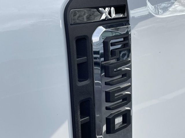 New 2026 Ford F550 2WD Regular Cab Super Duty image 23