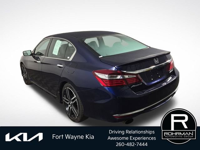 Used 2017 Honda Accord Sport image 8