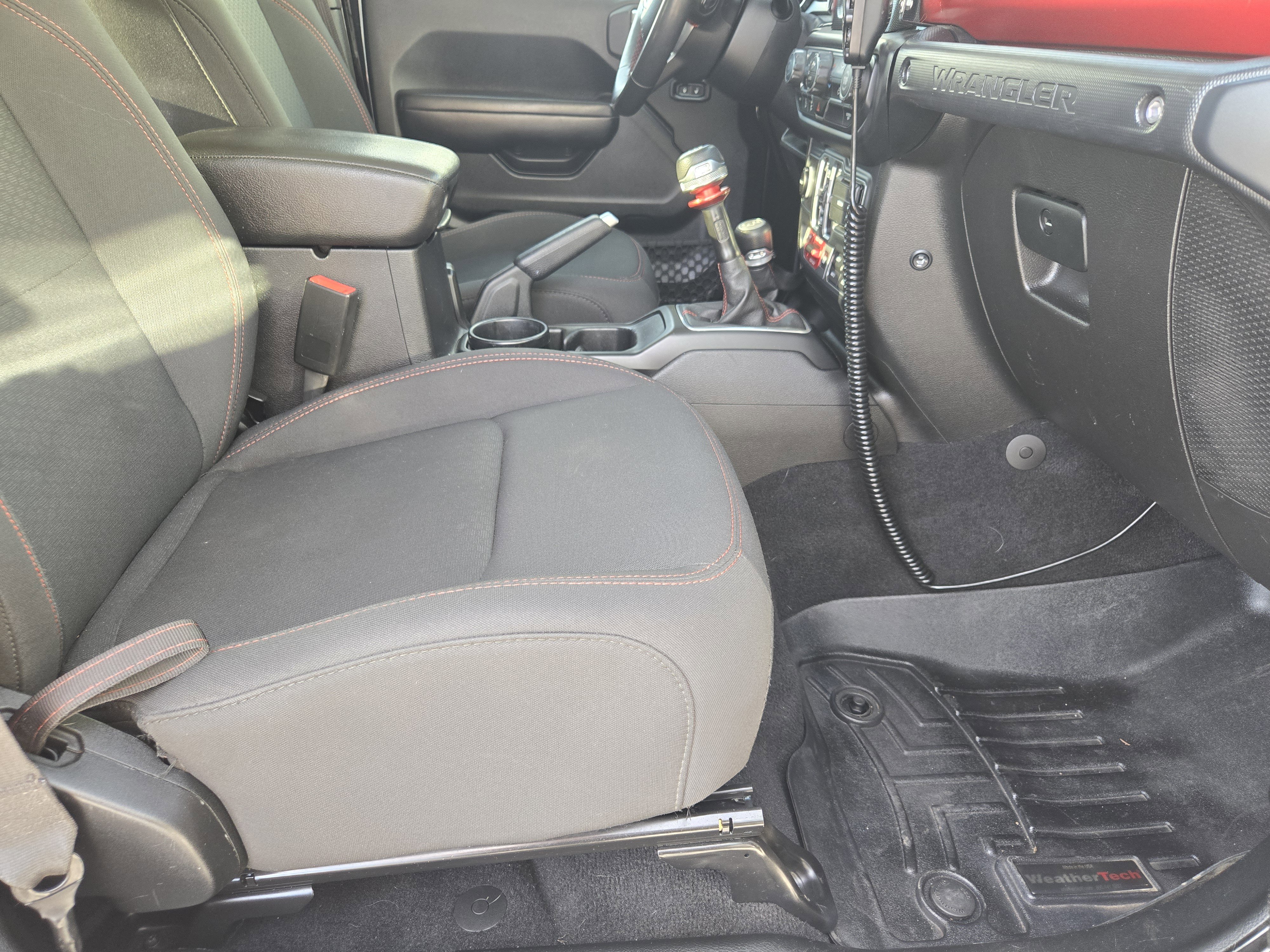 Used 2018 Jeep Wrangler Unlimited Rubicon image 16