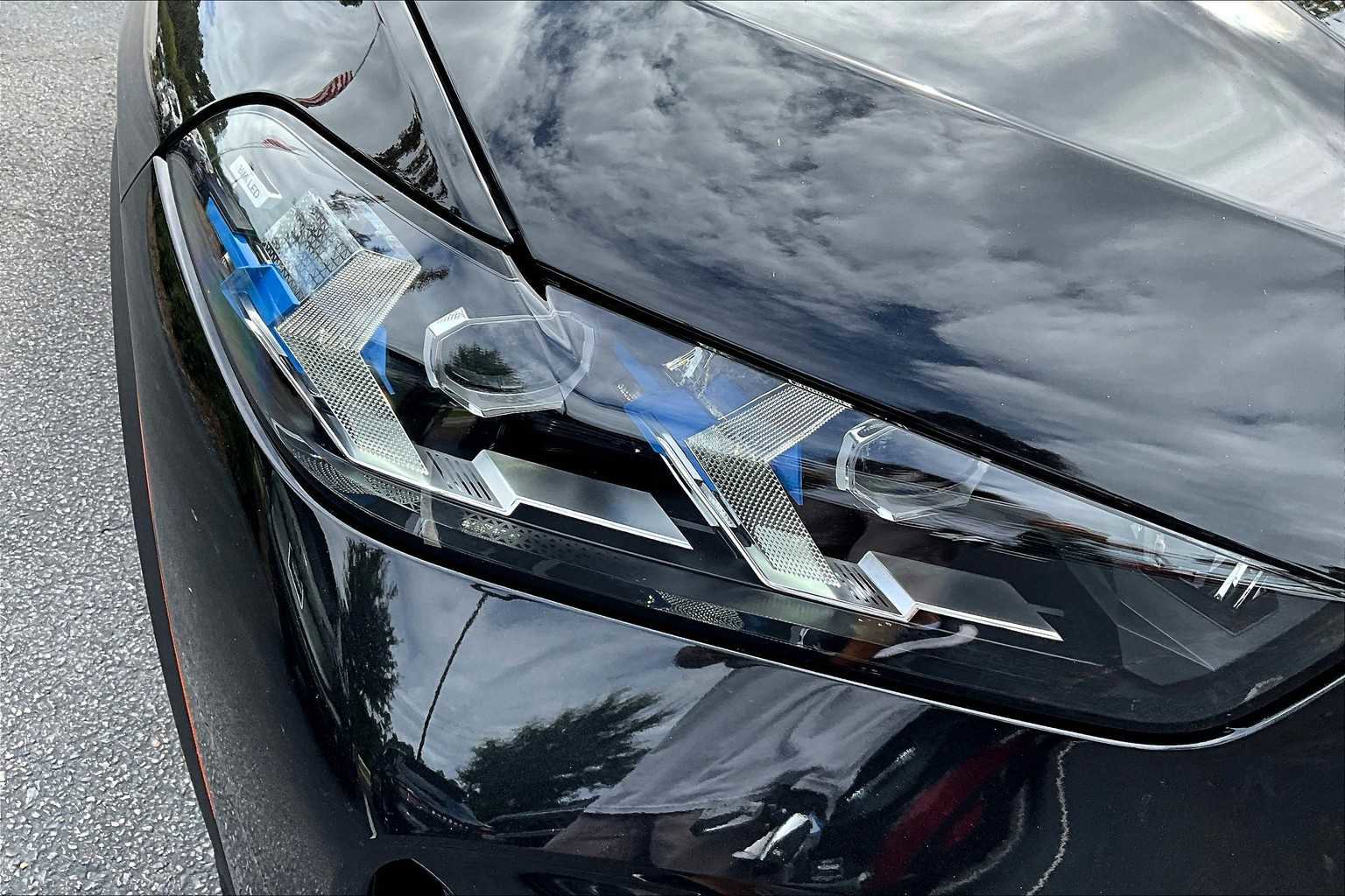 New 2026 BMW X5 xDrive40i w/ Premium Package image 13