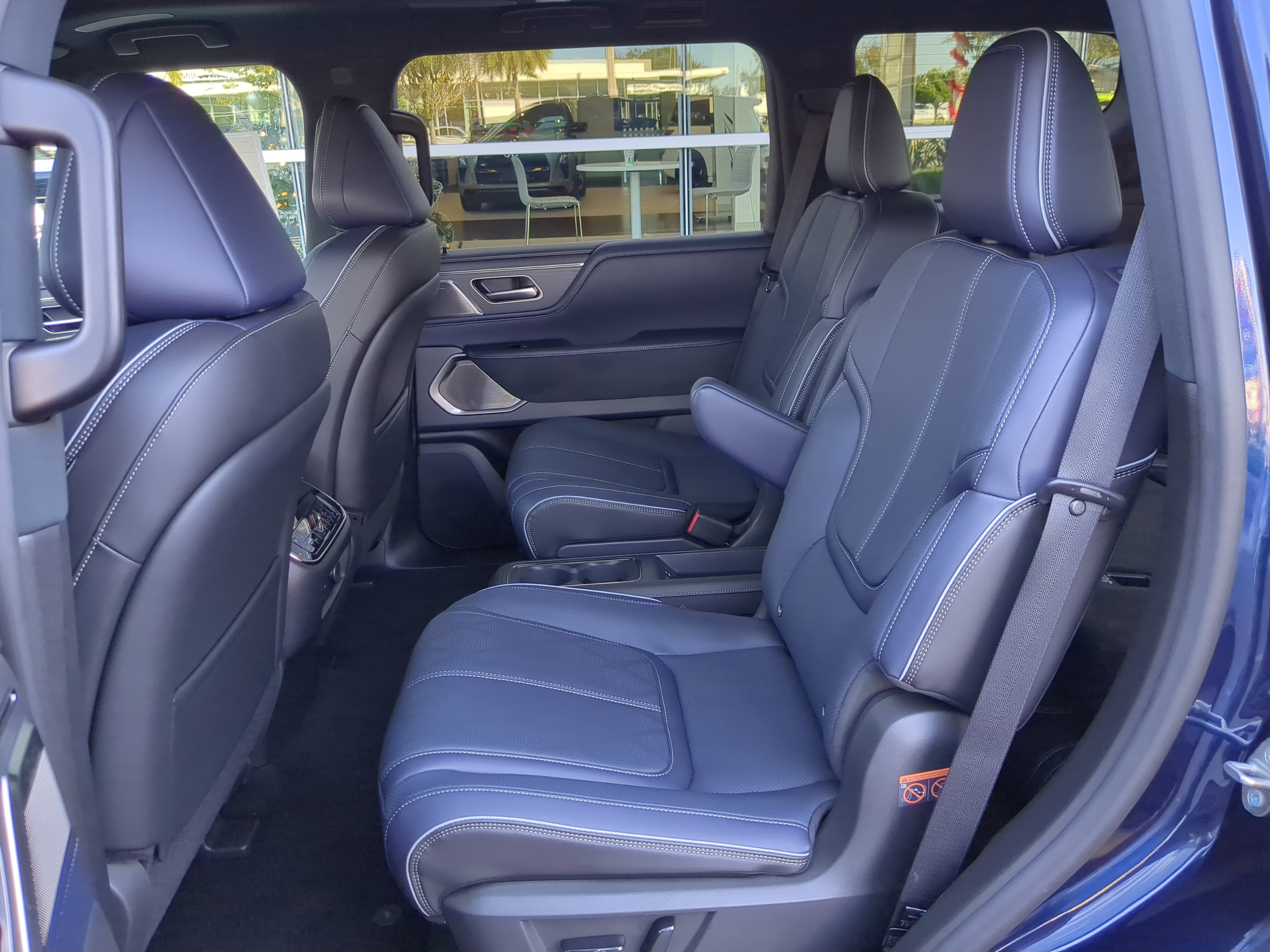 New 2026 INFINITI QX80 4WD w/ Sport Exterior Package image 17