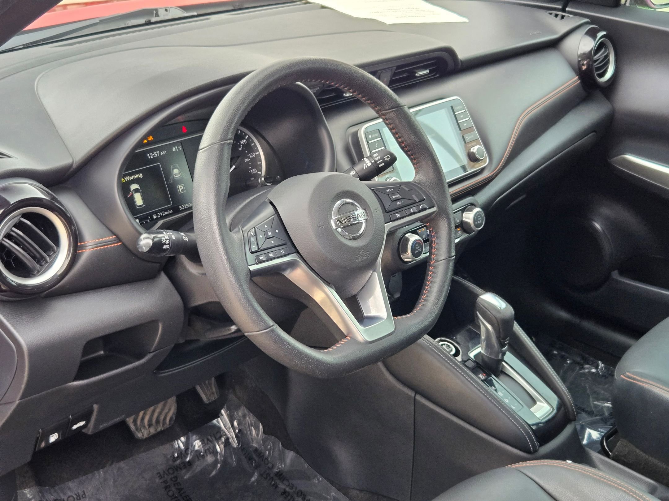 Used 2020 Nissan Kicks SR w/ SR Premium Package image 10