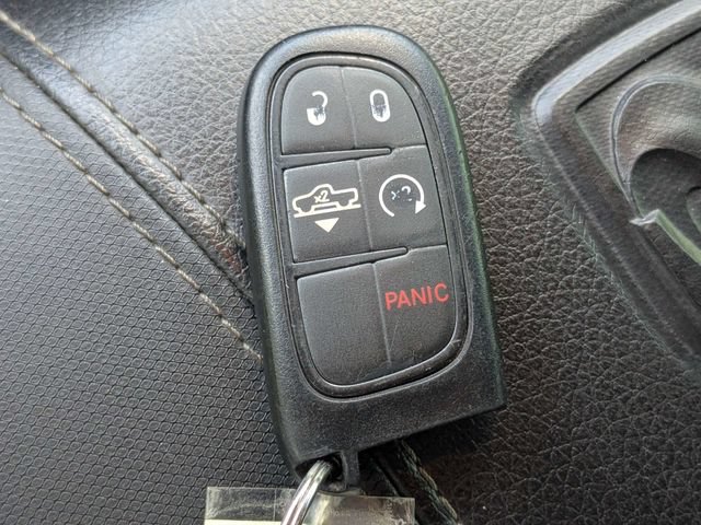 Used 2018 RAM 1500 Rebel w/ Luxury Group AWD/4WD image 36