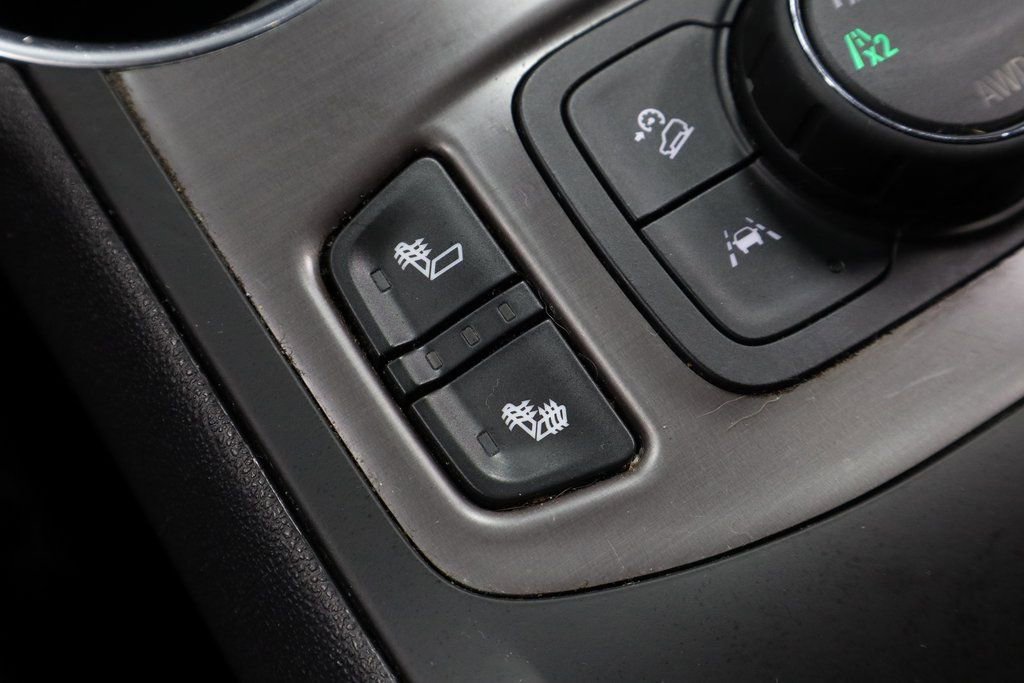 Used 2022 GMC Terrain AT4 w/ Infotainment Package II image 4