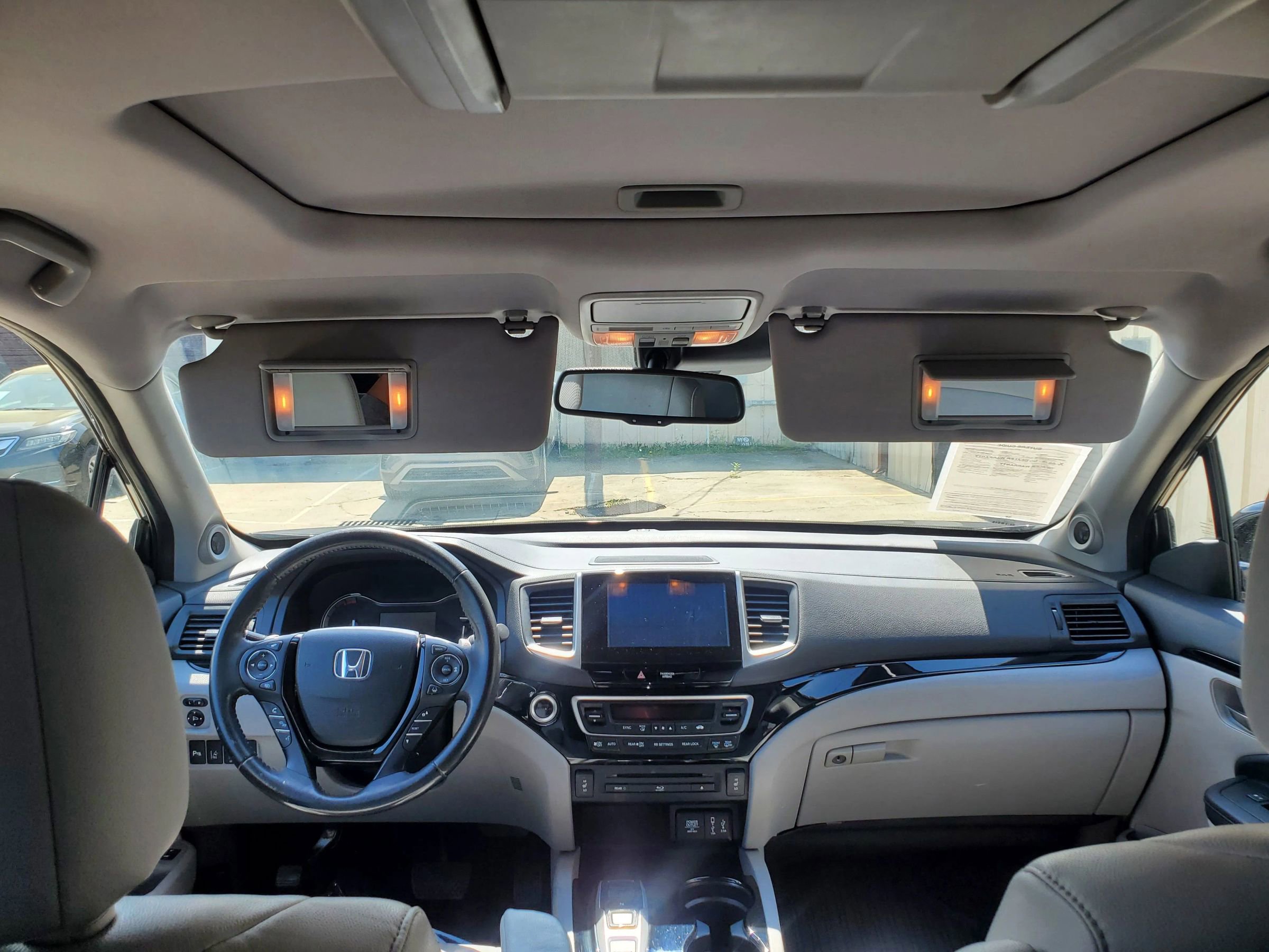 Used 2017 Honda Pilot Touring image 40