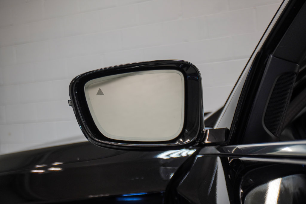Used 2023 BMW 530i xDrive w/ Convenience Package AWD/4WD image 40