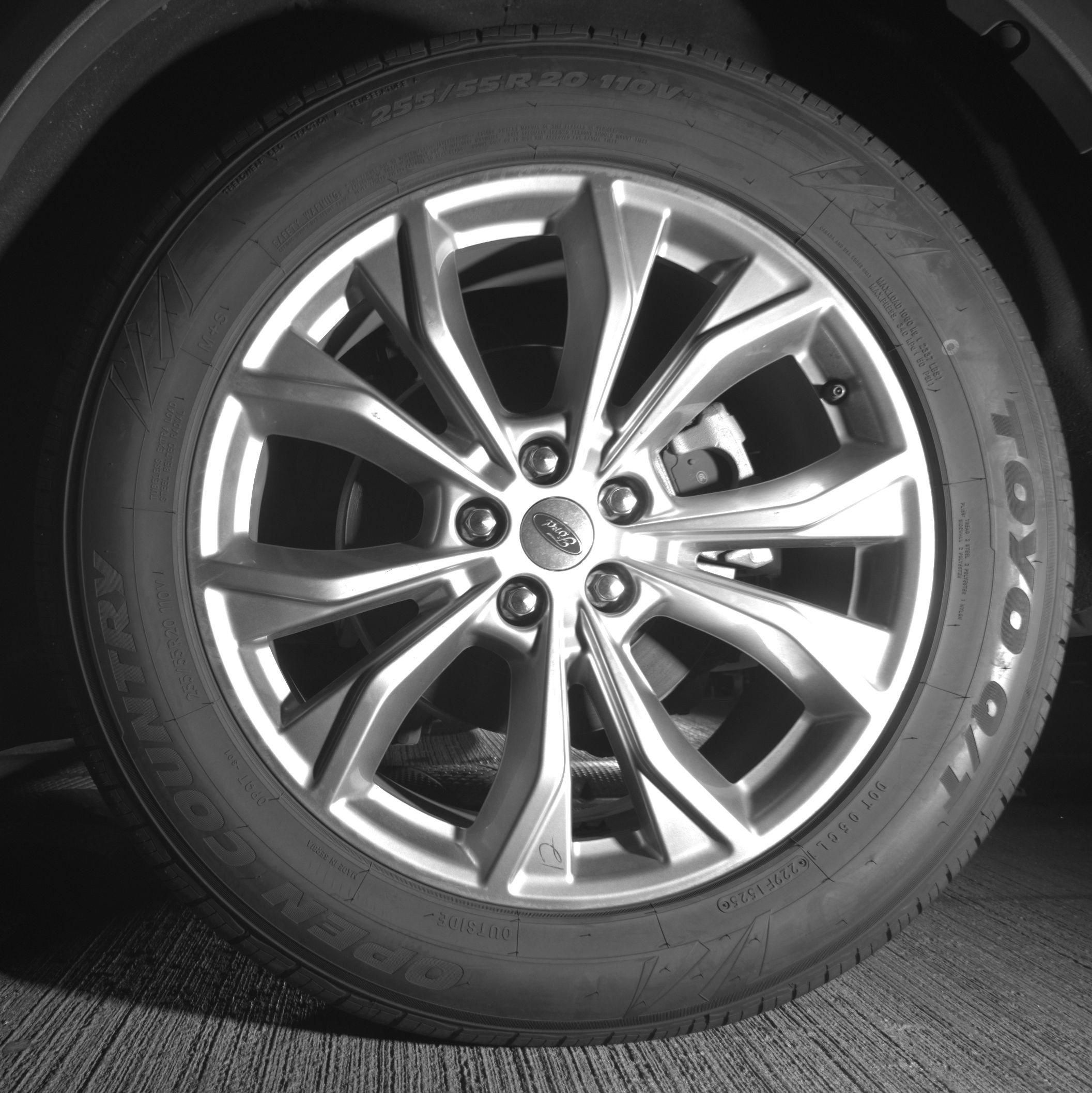 Used 2024 Ford Explorer Limited image 14