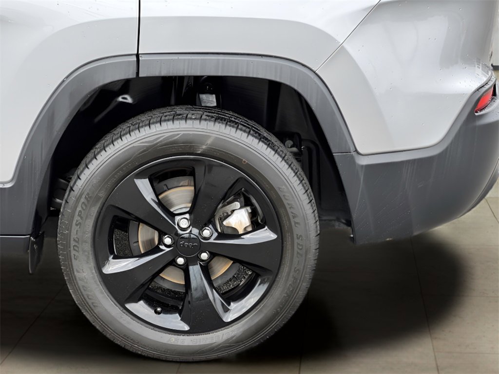 Used 2021 Jeep Cherokee Latitude Plus image 37