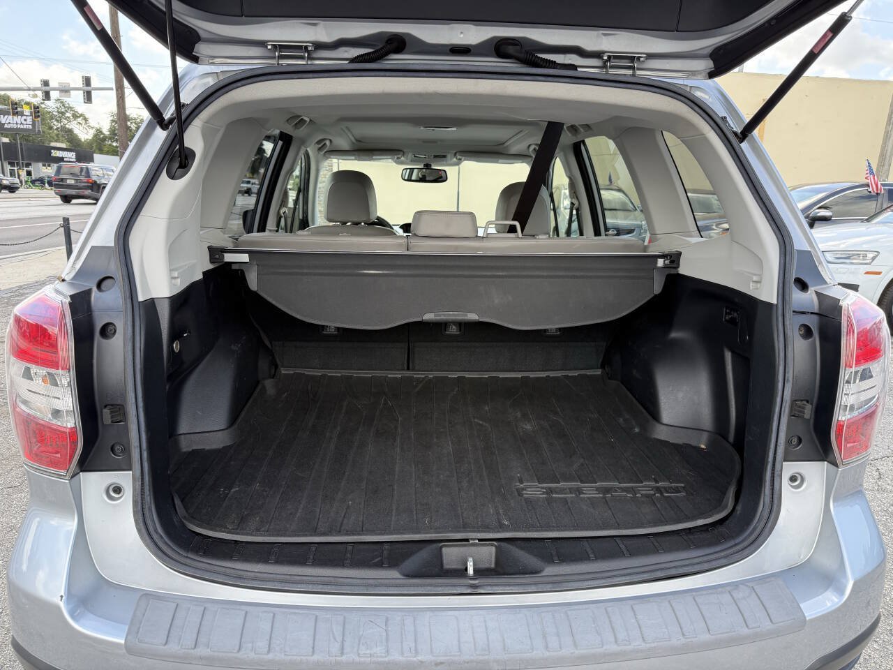 Used 2014 Subaru Forester 2.5i Limited AWD/4WD image 22