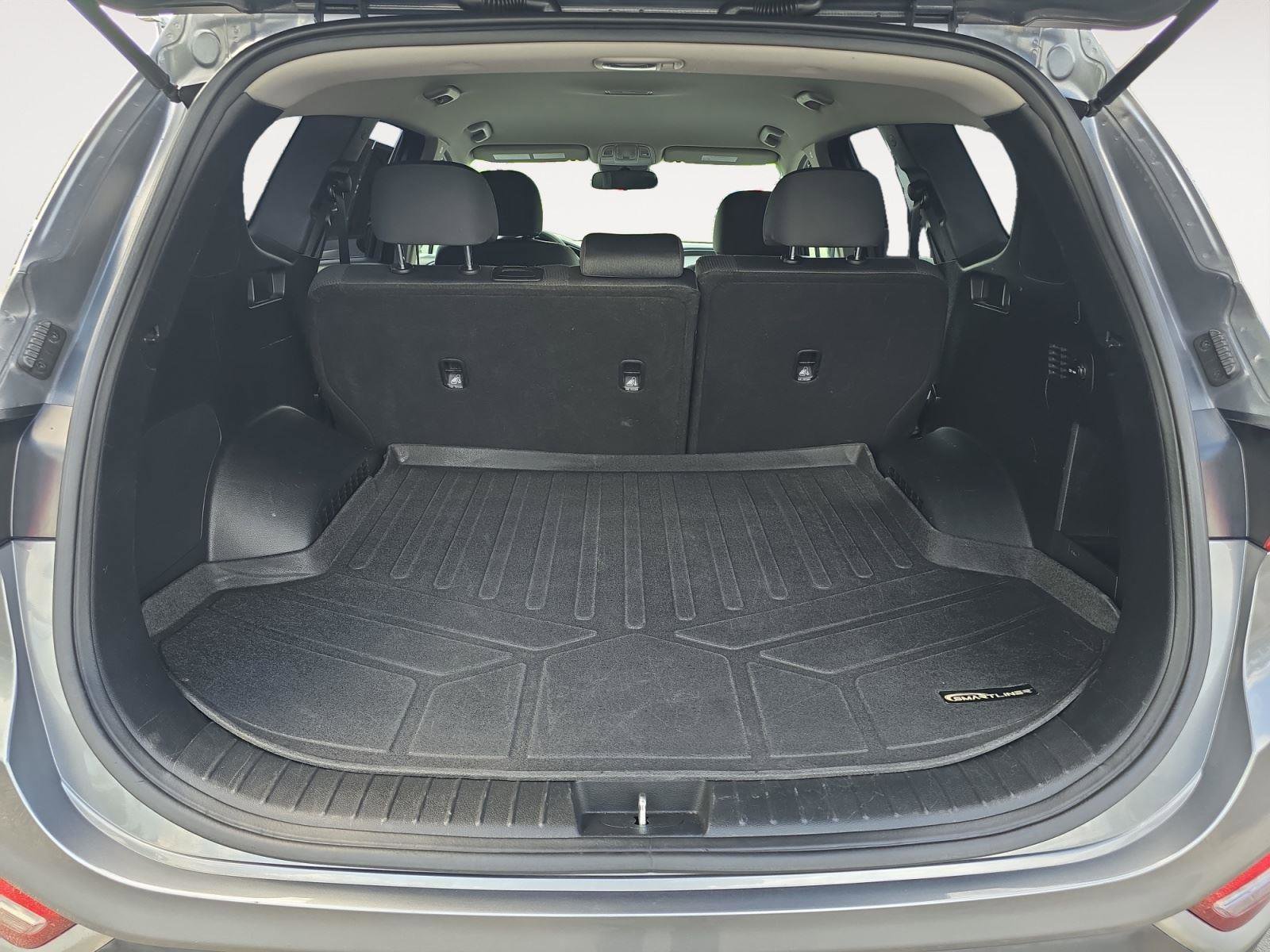 Used 2019 Hyundai Santa Fe SE AWD/4WD image 13