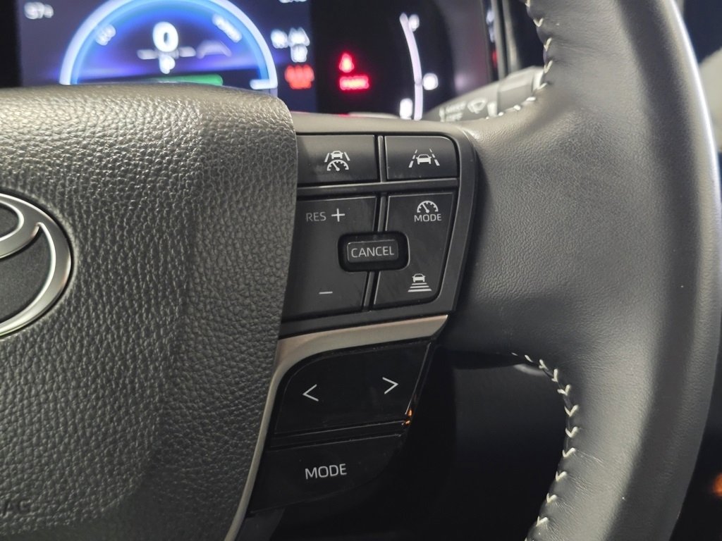 Certified 2025 Toyota Camry SE image 30