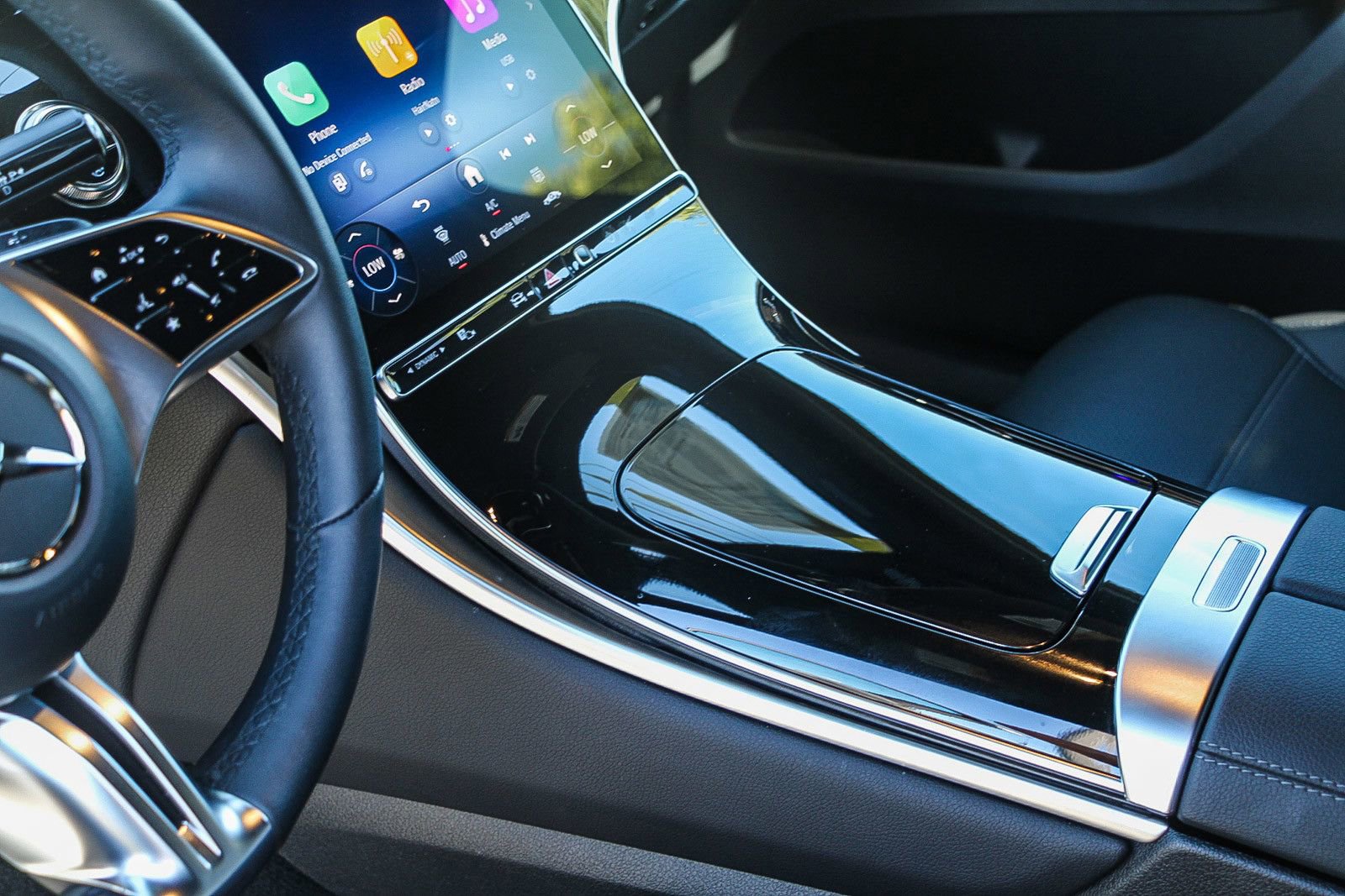 Certified 2026 Mercedes-Benz GLC 300 image 21