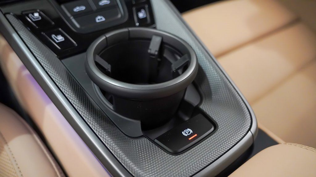 Certified 2024 Porsche 911 Carrera S image 32