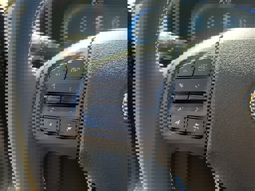 New 2025 Hyundai Venue Limited image 29