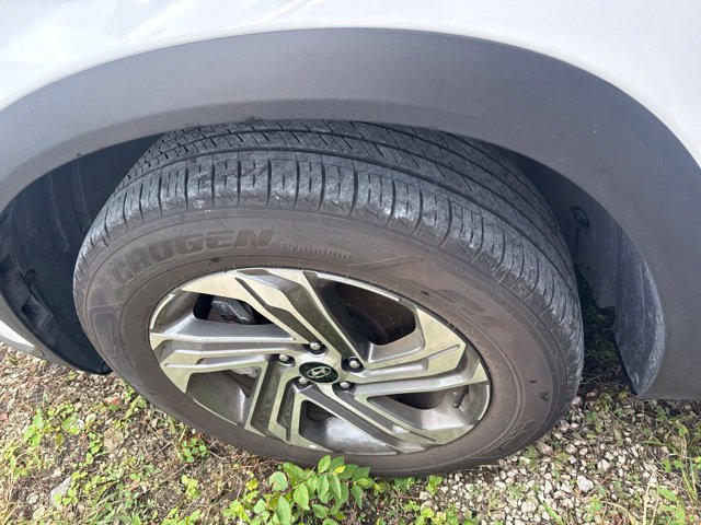 Used 2023 Hyundai Santa Fe SE FWD image 11