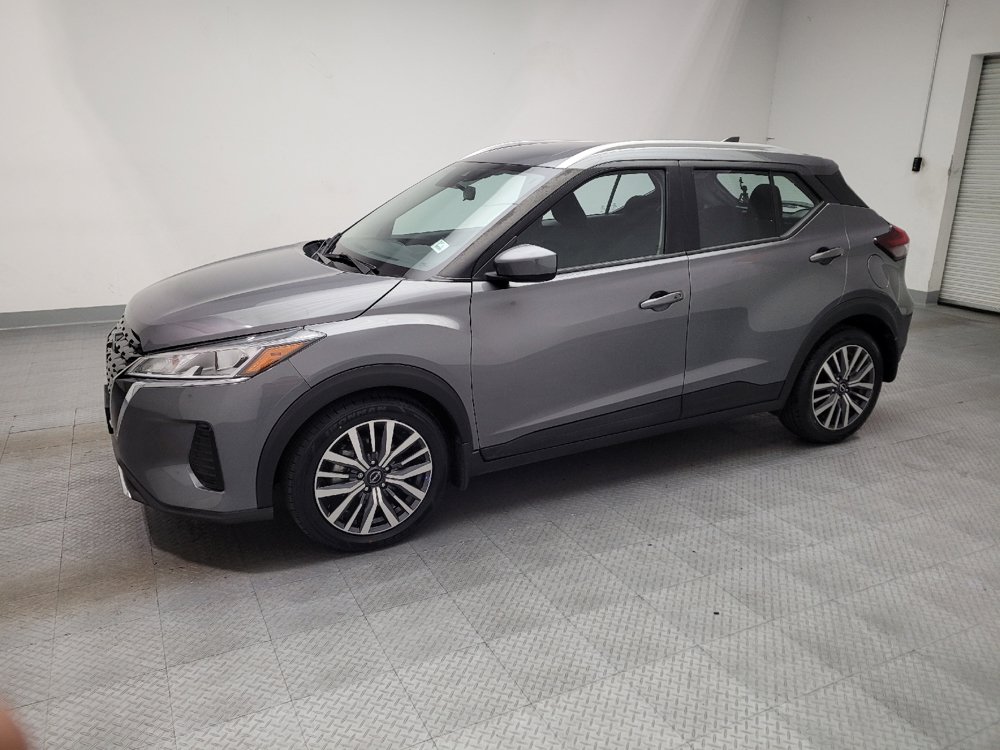 Used 2024 Nissan Kicks SV FWD image 2