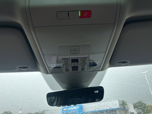 Used 2023 Volkswagen Atlas SEL Premium image 34