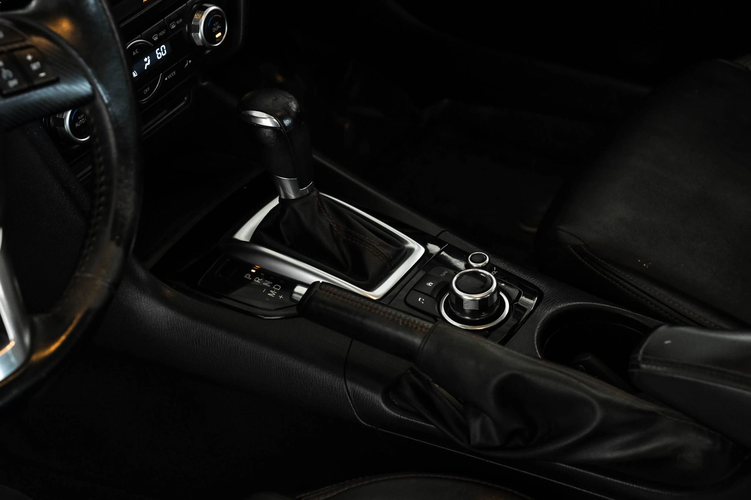 Used 2014 MAZDA MAZDA3 i Grand Touring FWD image 22