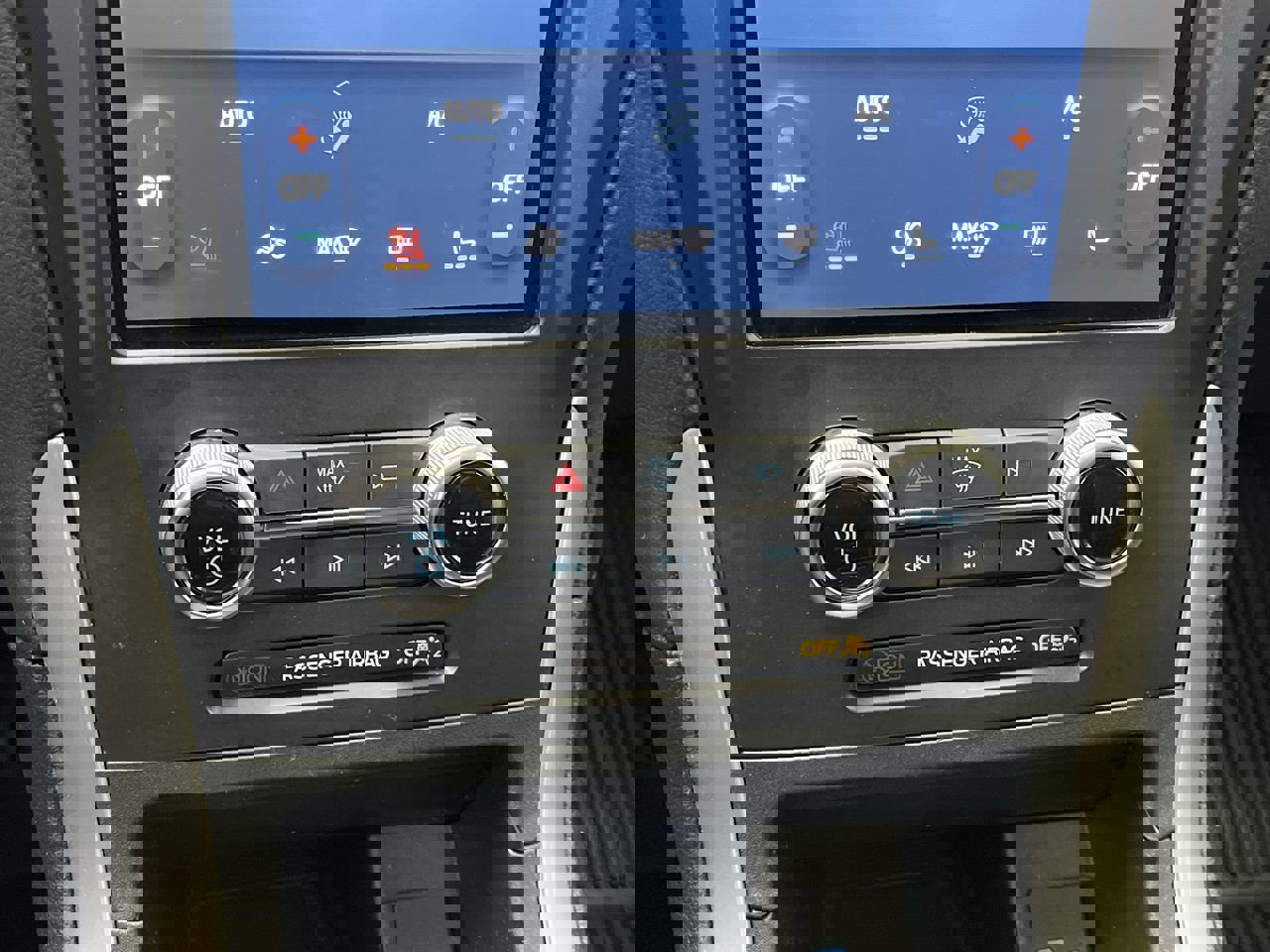 Used 2024 Ford Edge SEL w/ Convenience Package image 22