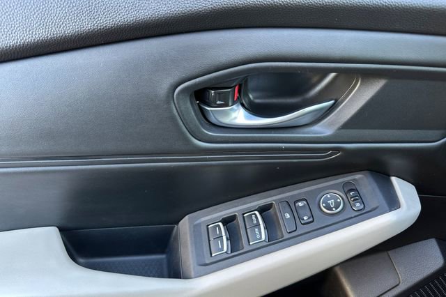 Used 2023 Honda Accord EX image 10
