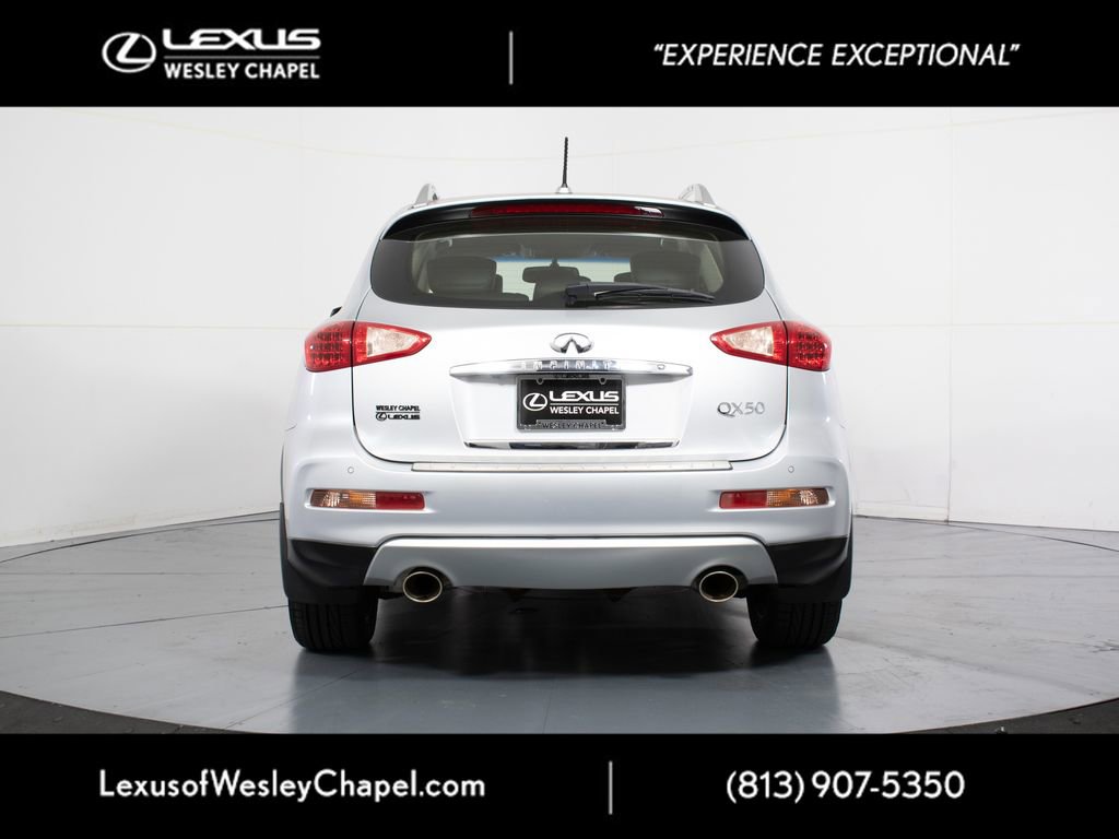 Used 2017 INFINITI QX50 AWD w/ Deluxe Touring Package image 7