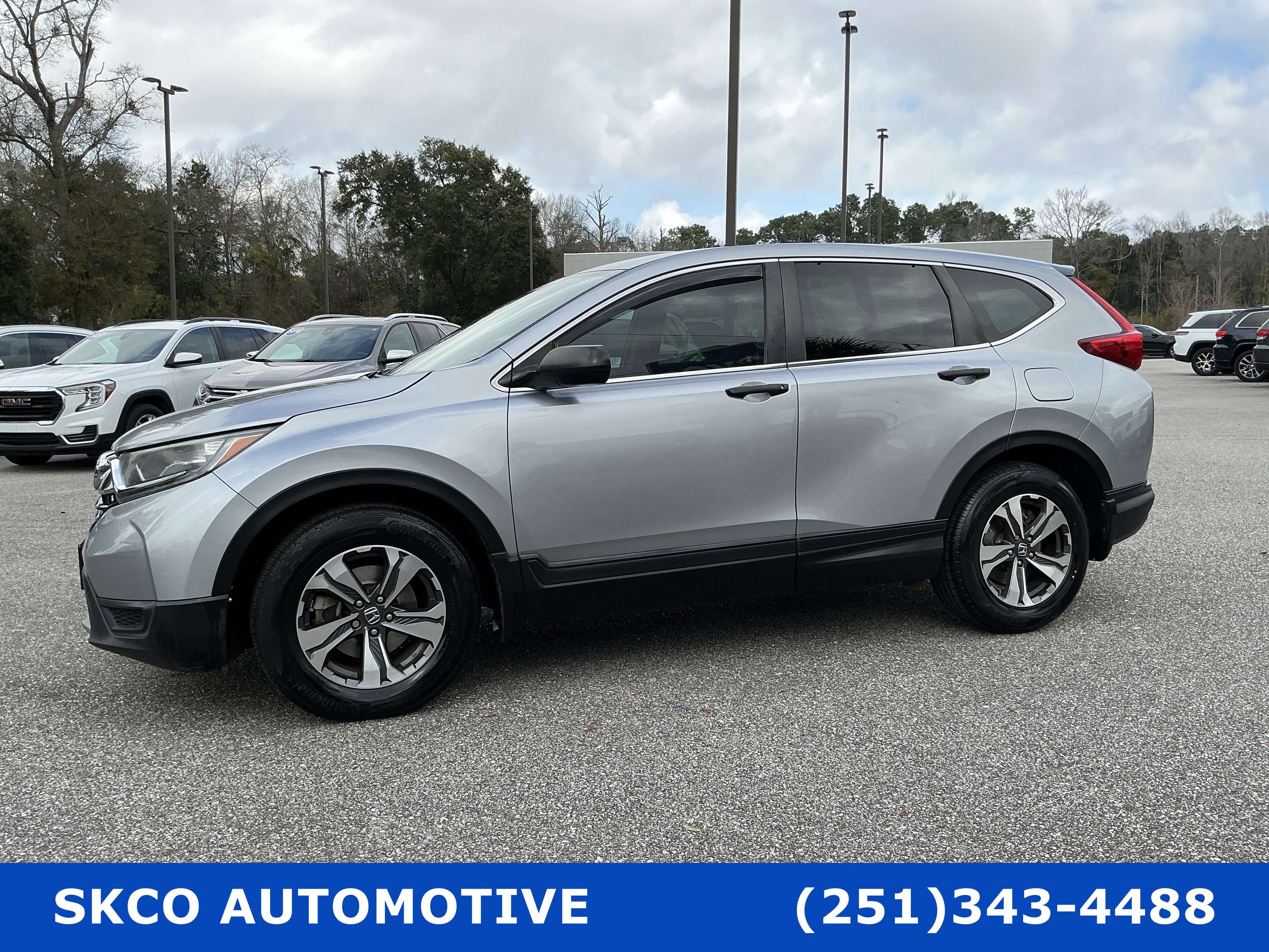 Used 2018 Honda CR-V LX image 2