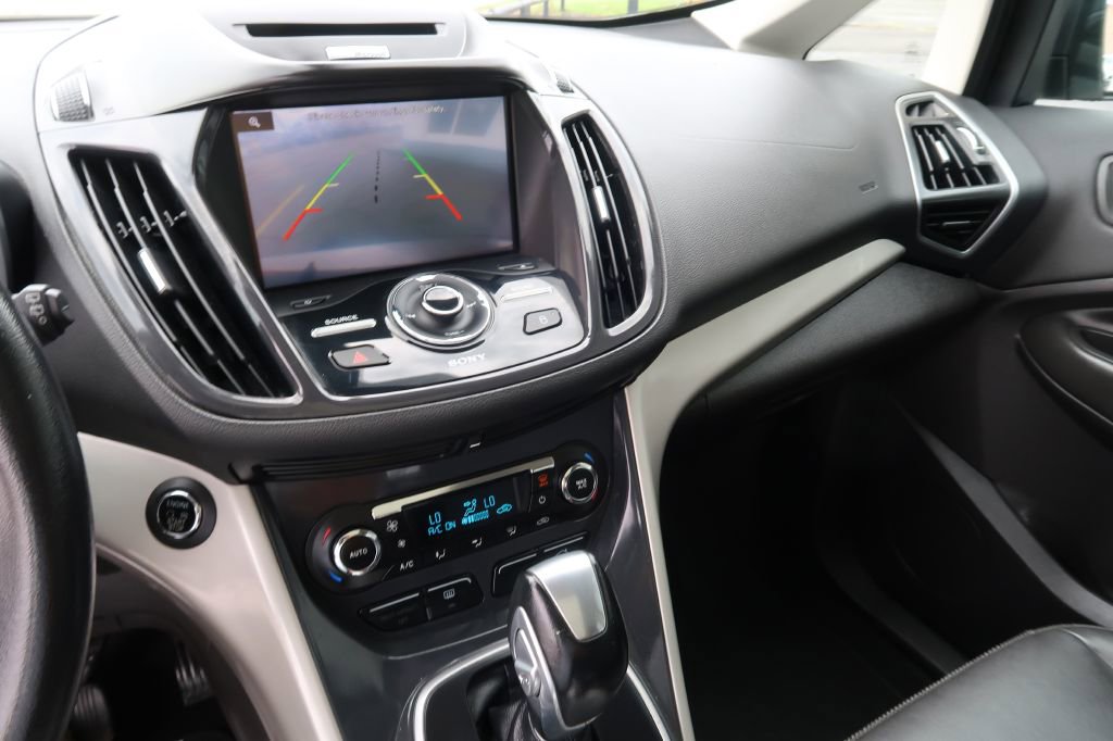 Used 2013 Ford C-MAX SEL FWD image 13