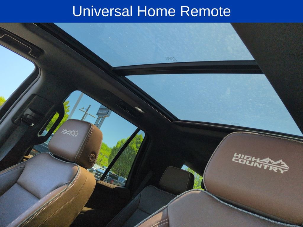 Used 2024 Chevrolet Tahoe High Country AWD/4WD image 19