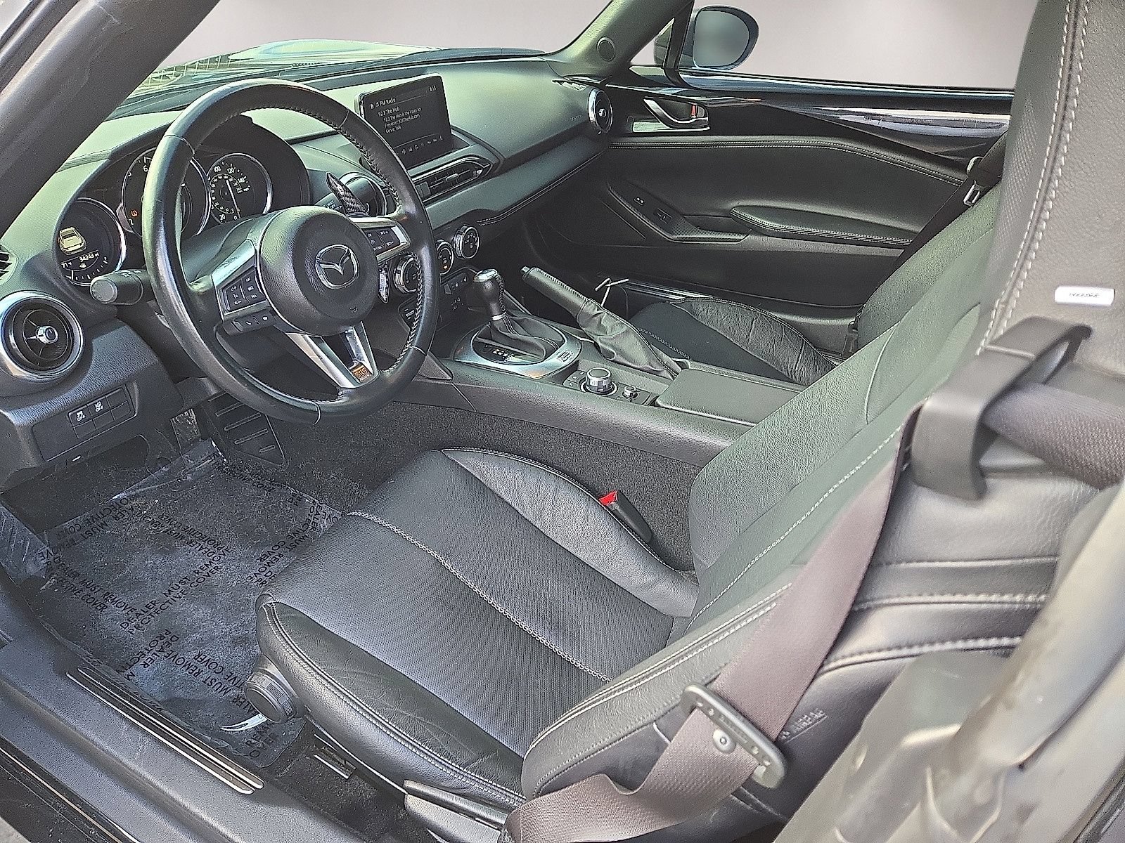 Used 2023 MAZDA MX-5 Miata Grand Touring RWD image 17